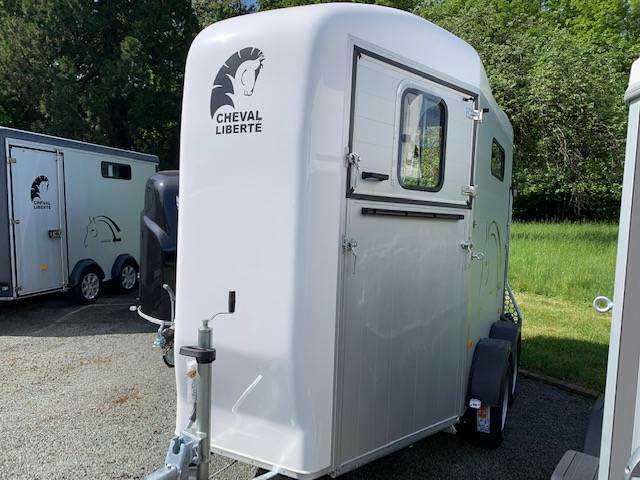 PROMO TOURING COUNTRY